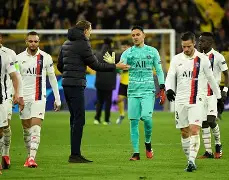 关于德甲赛程吃紧;巴黎圣日耳曼集结日更衣室发声;气氛紧张;训练强度明显提升的信息 关于德甲赛程吃紧;巴黎圣日耳曼集结日更衣室发声;气氛紧张;训练强度明显提升的信息