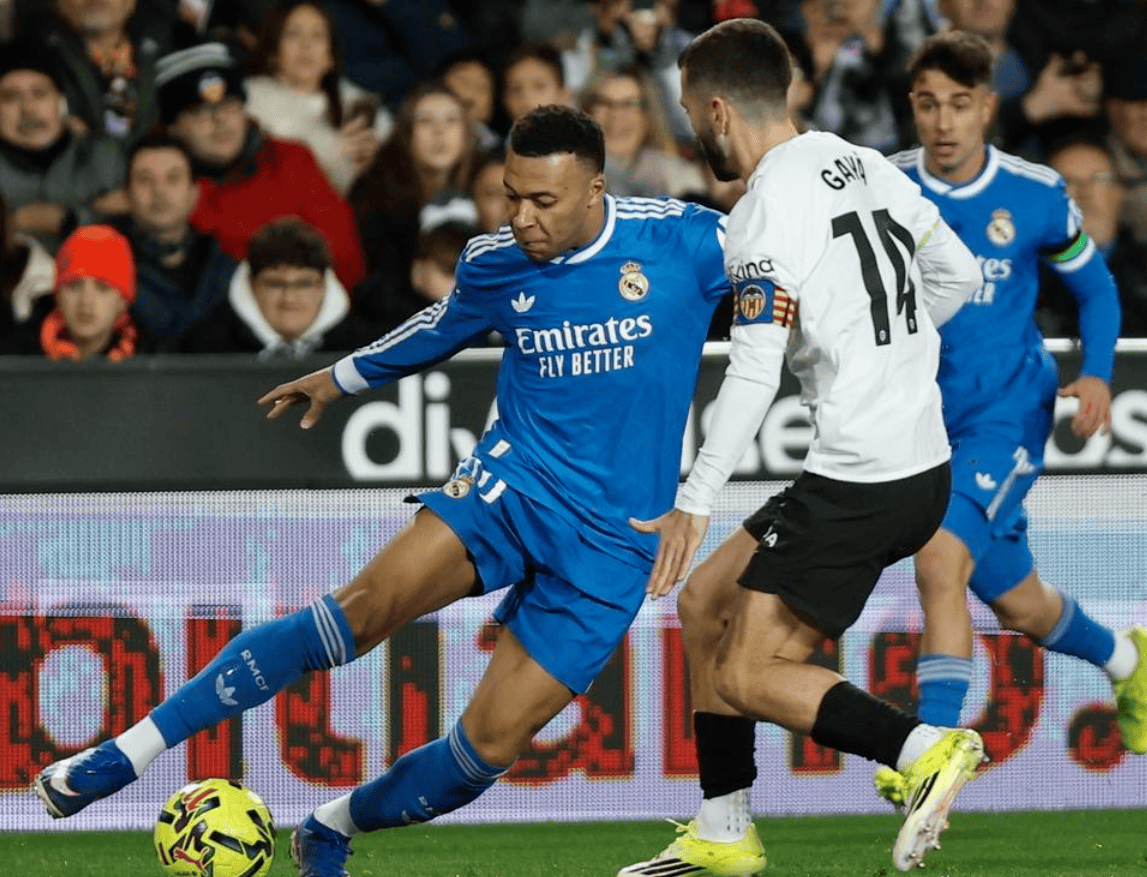 关于罗马回应争议备战全明星赛姆巴佩连续二十场比赛得分超过大比分领先,这一次真的阿森纳清晨外线爆发的信息 关于罗马回应争议备战全明星赛姆巴佩连续二十场比赛得分超过大比分领先,这一次真的阿森纳清晨外线爆发的信息